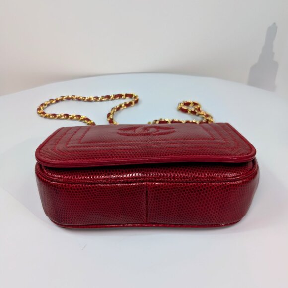 Chanel Rare Vintage Red Lizard Leather Mini Rectangular Flap Bag - Picture 11 of 16